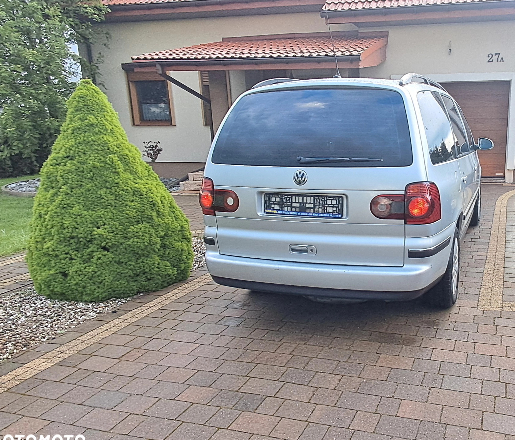 Volkswagen Sharan cena 15500 przebieg: 211500, rok produkcji 2010 z Koło małe 121